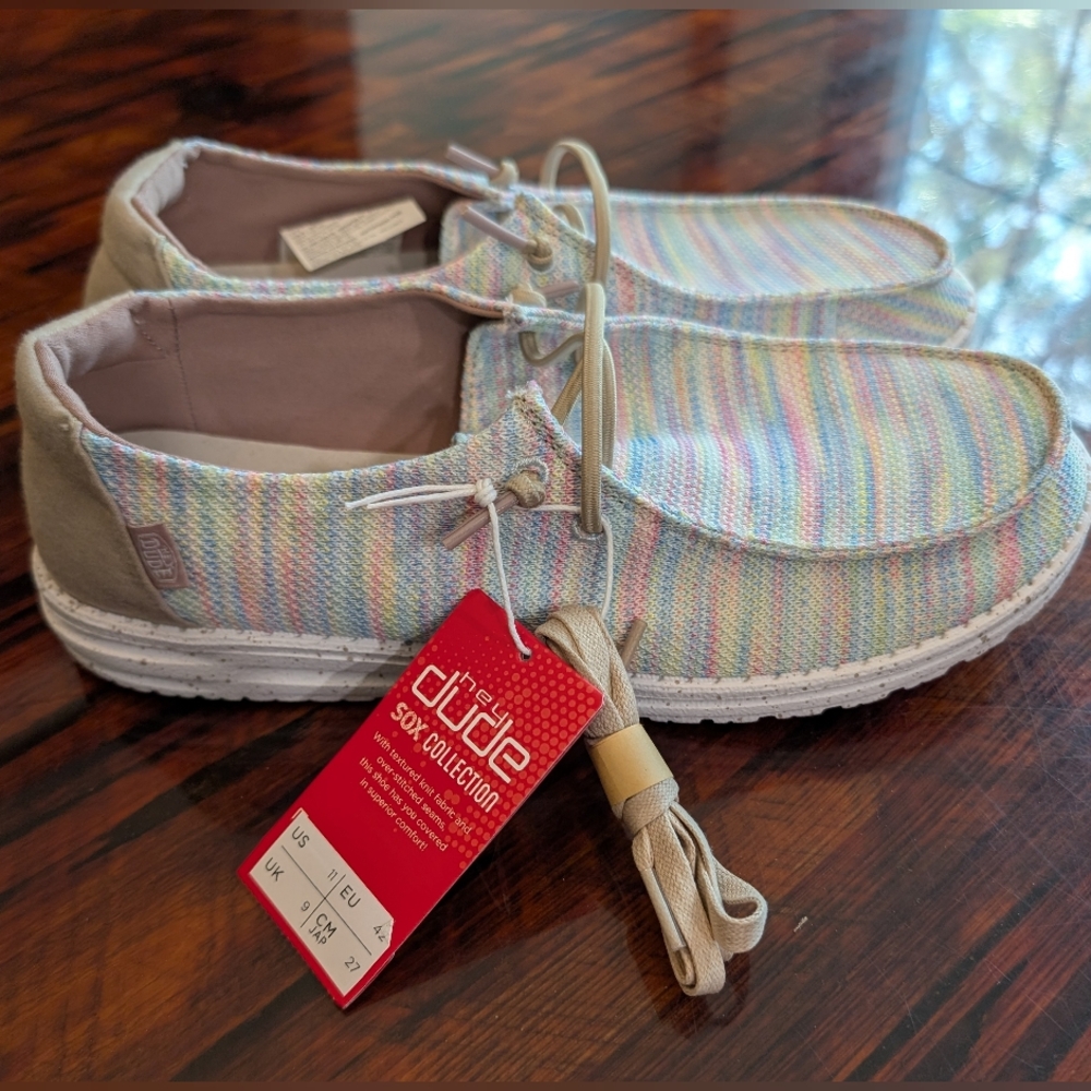 New Hey Dude Wendy Sox Size 11 Aurora White